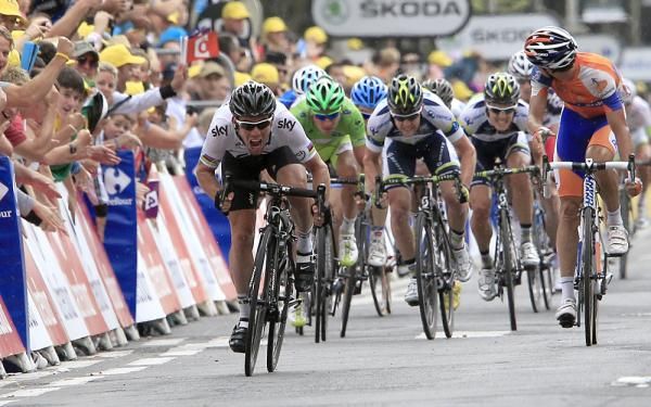 When Cavendish started his sprint, no one could follow