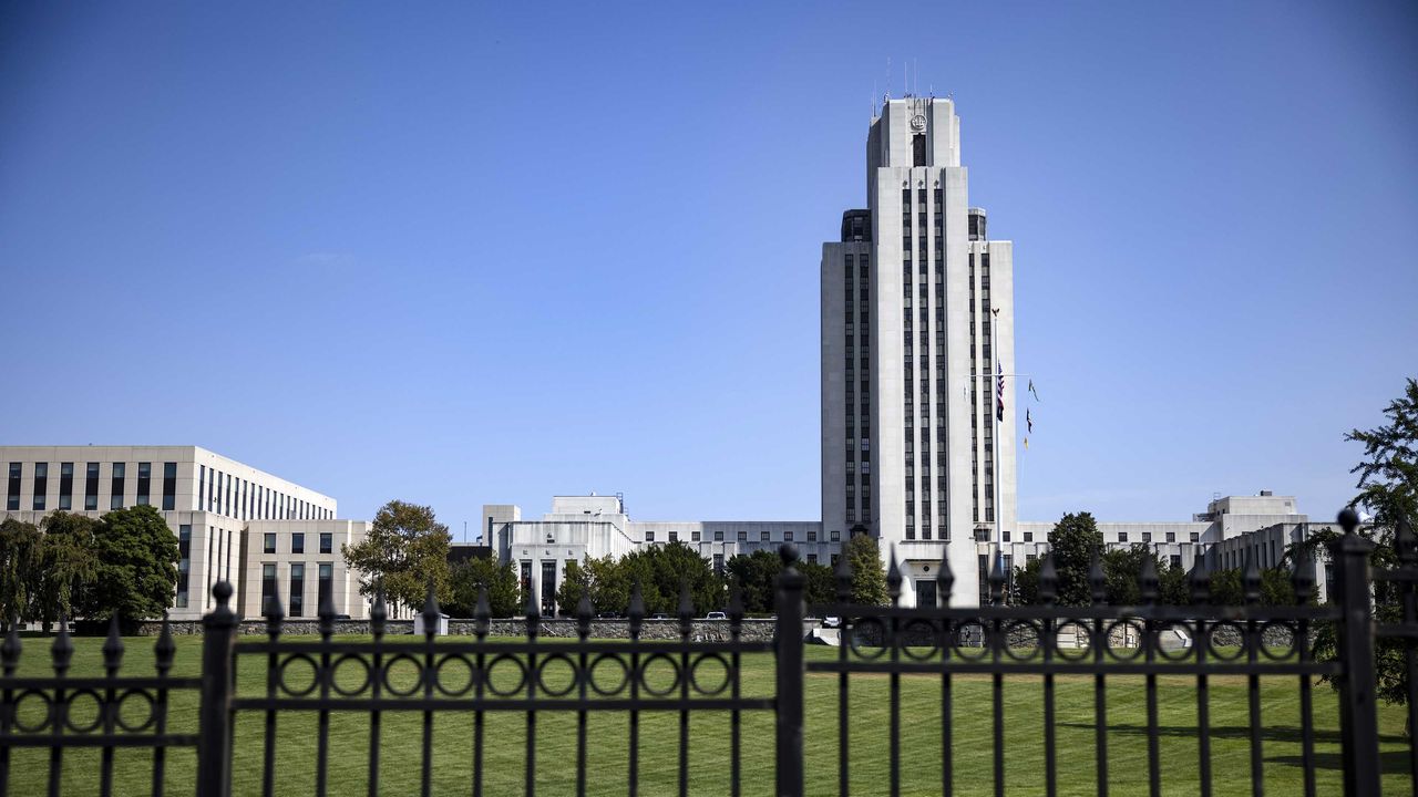 Walter Reed National Military Medical Center (WRNMMC)