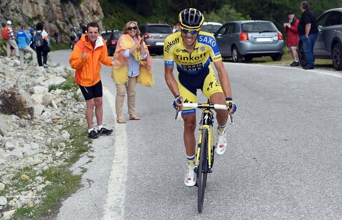 Contador tries to gain time on Froome