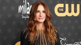 Julia Roberts has red hair as she attends the 28th Annual Critics Choice Awards at Fairmont Century Plaza on January 15, 2023 in Los Angeles, California.