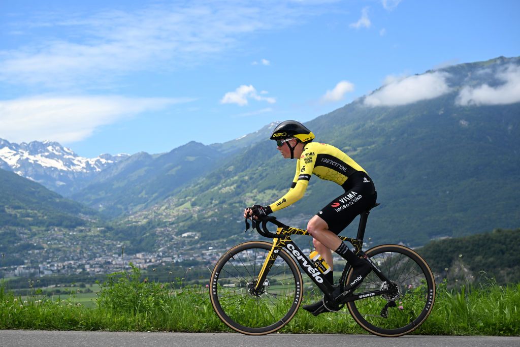 VILLARSSUROLLON SWITZERLAND JUNE 16 Fem Van Empel of The Netherlands and Team Visma Lease A Bike sprints during the 4th Tour de Suisse Women 2024 Stage 2 a 157km individual time trial stage from Aigle to VillarssurOllon 1249m UCIWWT on June 16 2024 in VillarssurOllon Switzerland Photo by Tim de WaeleGetty Images