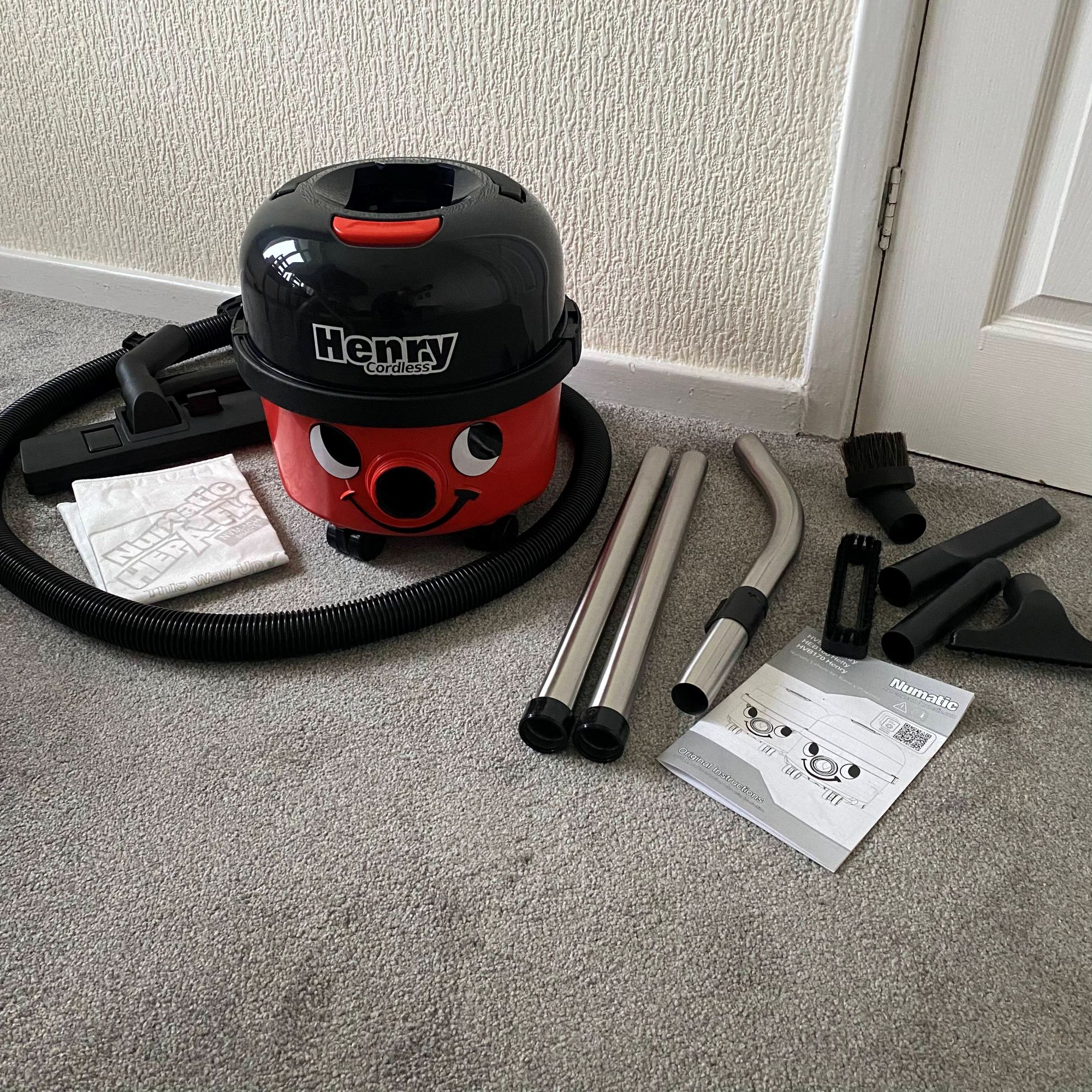 Henry cordless vacuum reivew