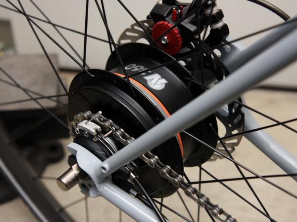 NuVinci's new infinitely variable 360 internally geared hub is notably smoother than earlier models.