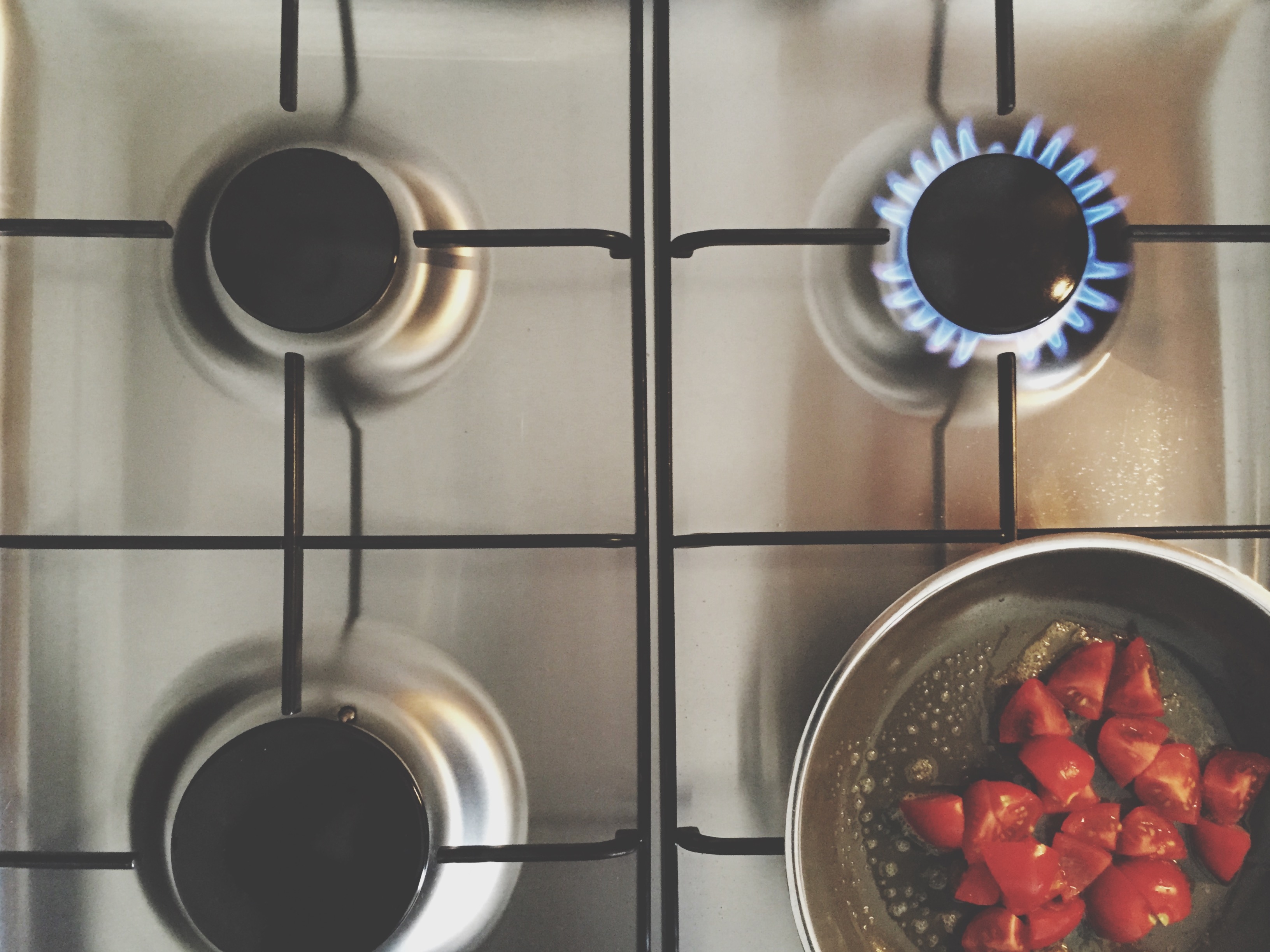 Gas stove top burner