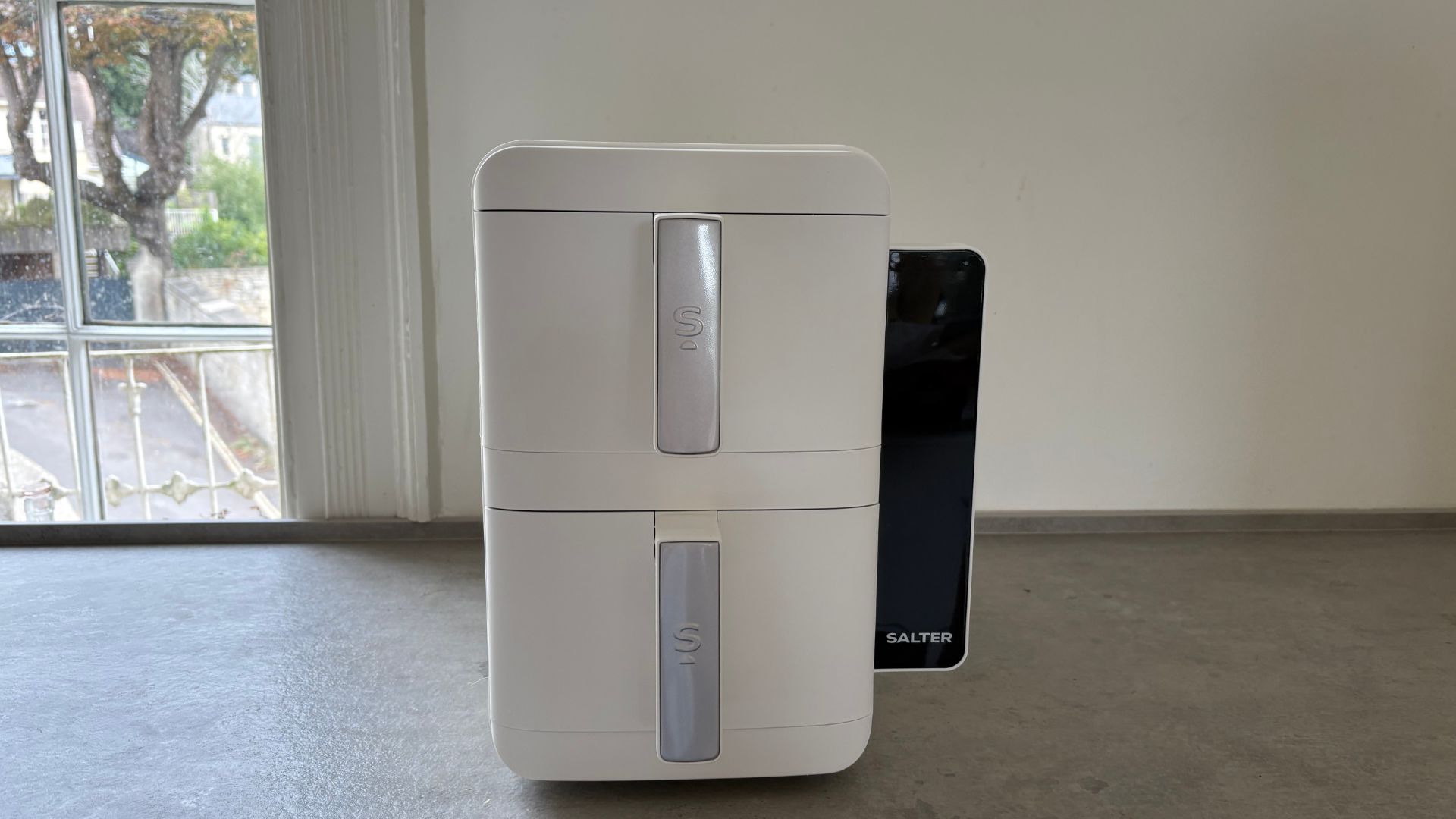 Testing the Salter VertiCook Ultra Air Fryer