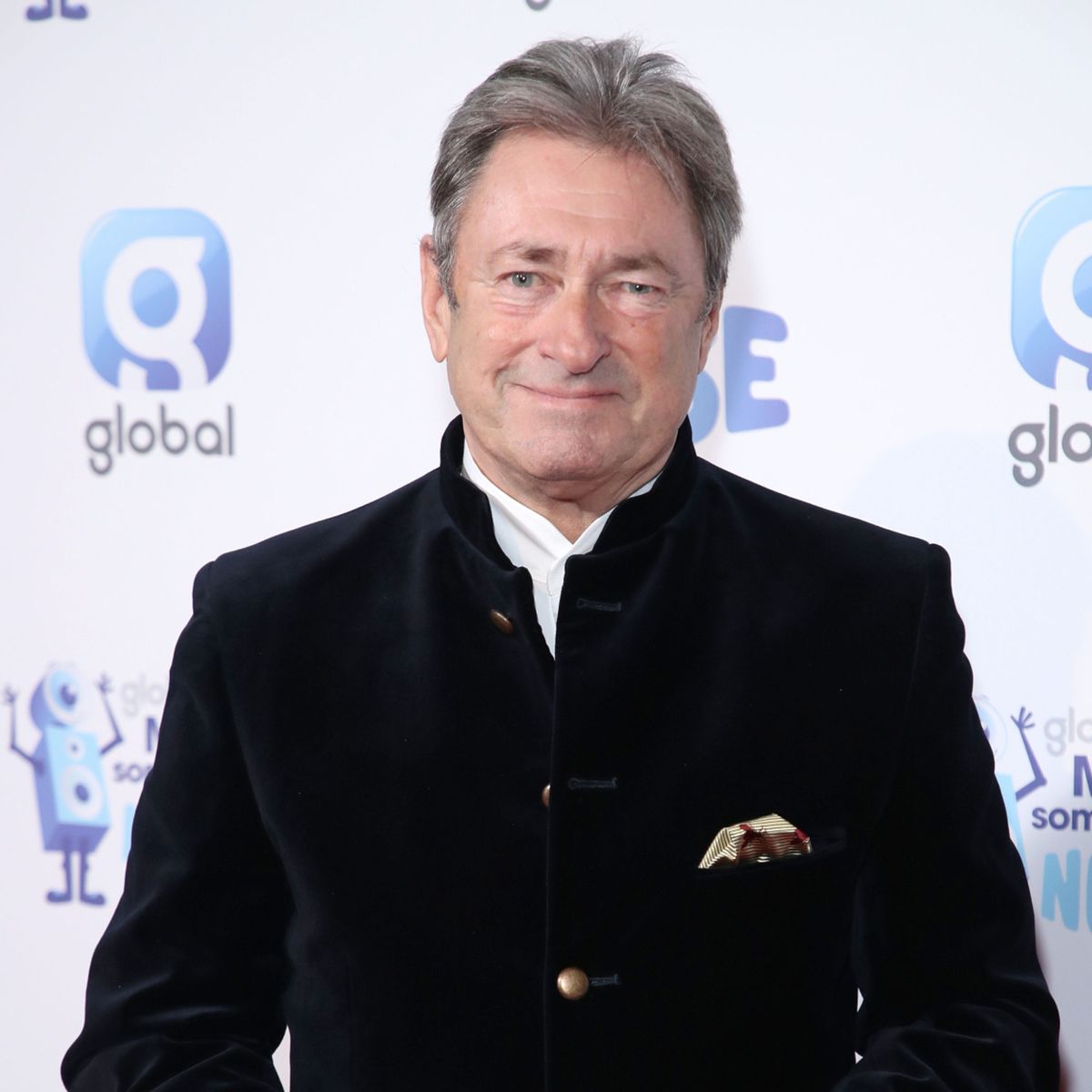 Alan Titchmarsh เปิดเผยความลับของเขาในการทำให้ดอกแดฟโฟดิลในสวนของคุณเบ่งบานให้นานที่สุด