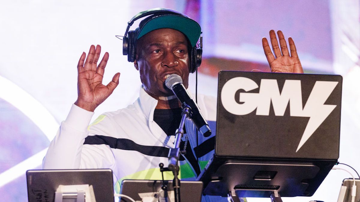 Grandmaster Flash Reveals His Father Inspired Him to Build a DJ Setup