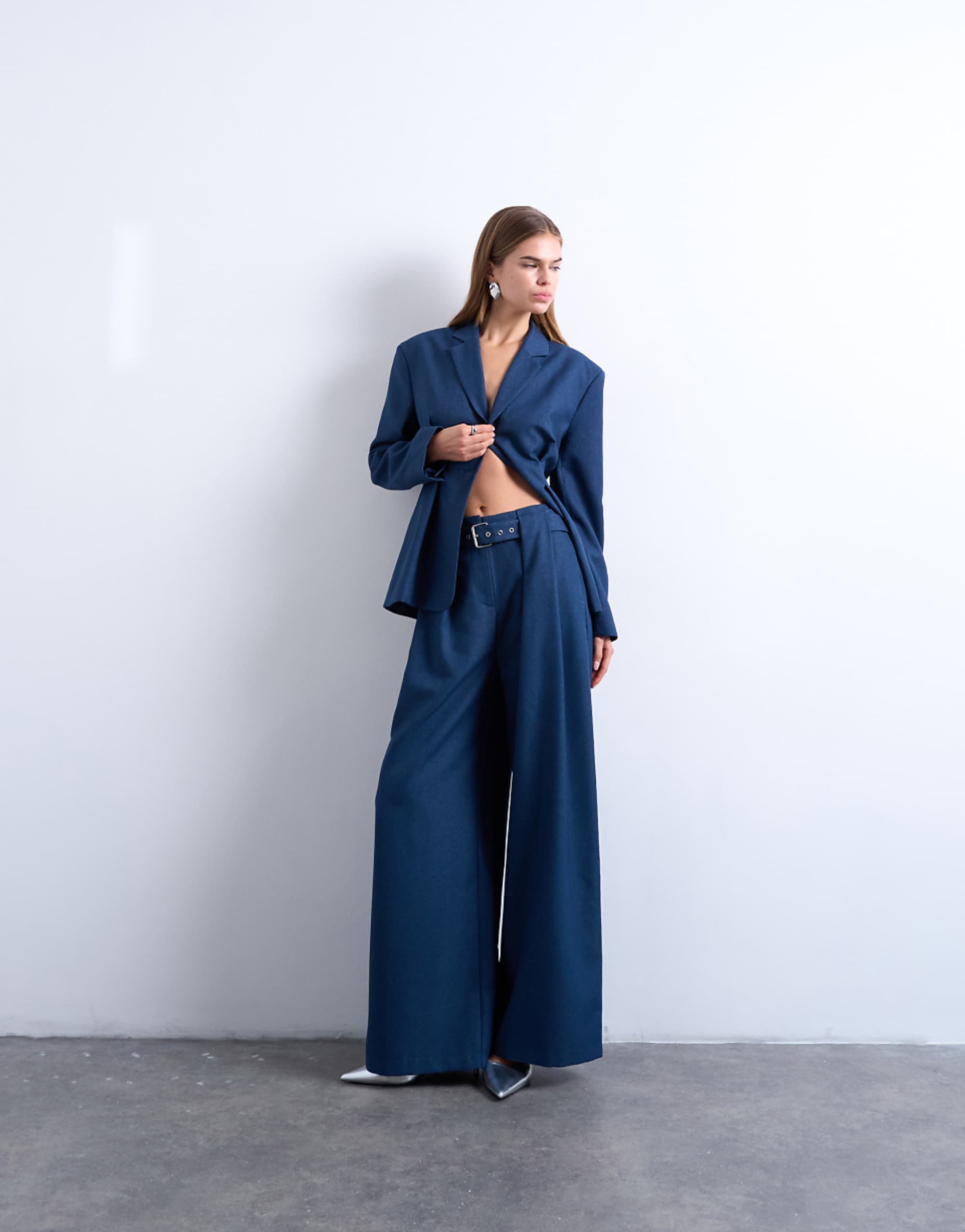 Topshop Co Ord Belted Highwaisted Double Pleat Trouser in Navy