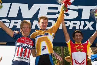 Fausto Esparza (right) on the podium at the 2006 Univest Grand Prix