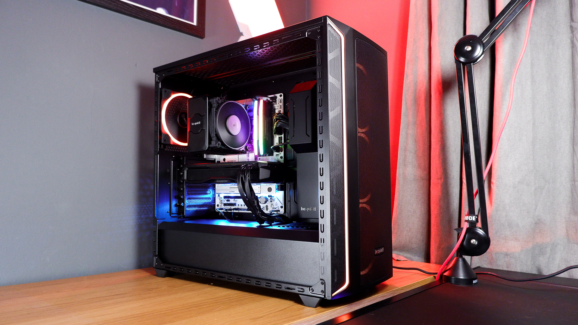 A gaming PC build using the Be Quiet Shadow Base 800 FX chassis, an Intel Core Ultra CPU and an RX 7900 XT GPU.