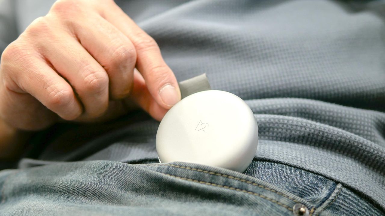 Twelve South Butterfly 2-in-1 USB-C MagSafe Charger.