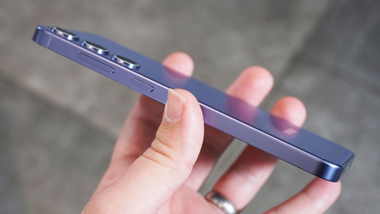Samsung Galaxy S24 Plus hands on side handheld angled