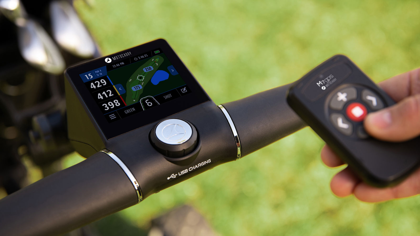 Motocaddy M7 REMOTE GPS electric caddy