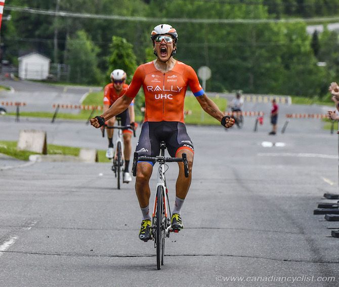 Adam de Vos (Rally UHC) wins