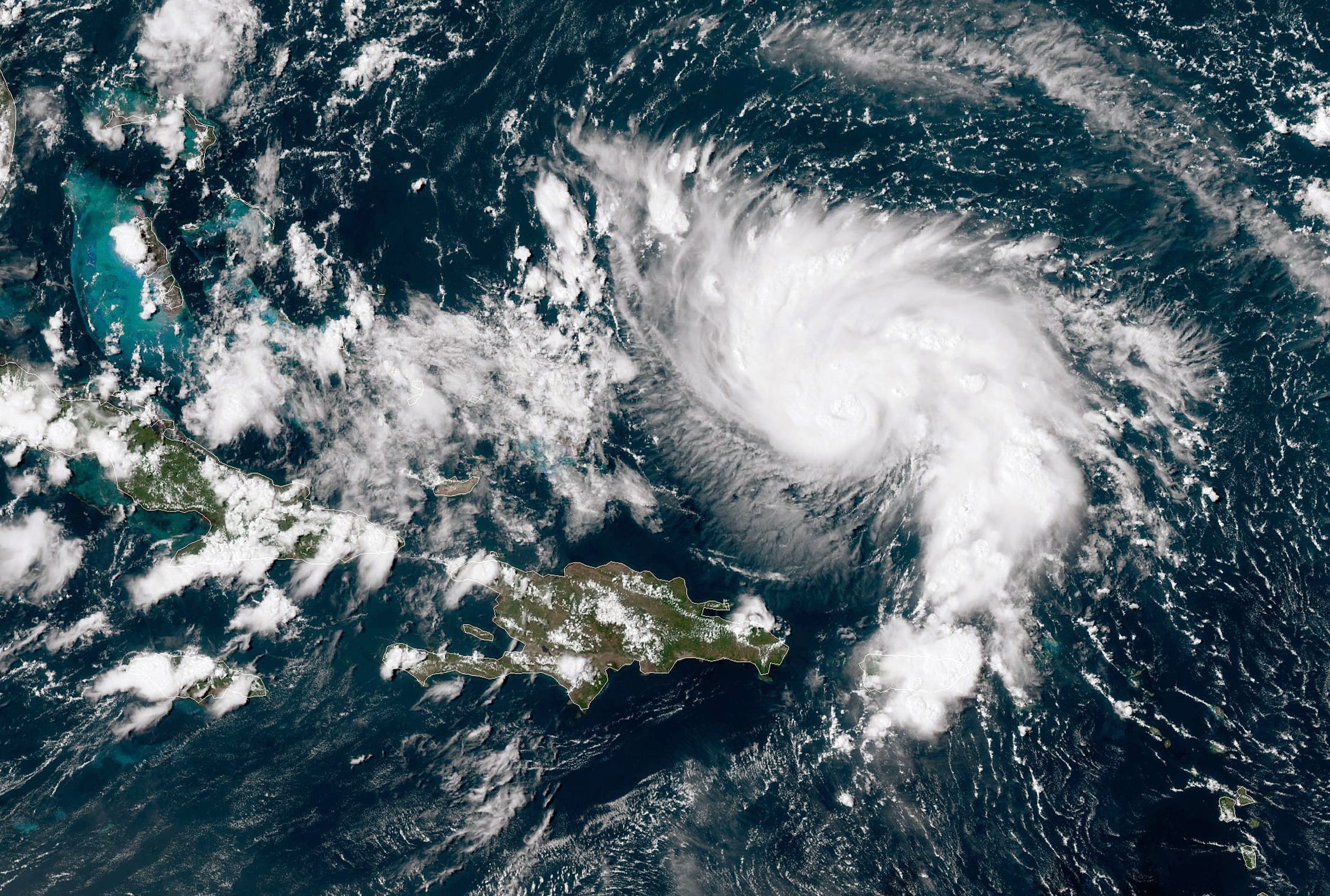 'Extremely Dangerous' Dorian Is Now a Category 3 Storm | Live Science