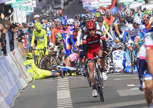 Pink jersey Taylor Phinney (BMC) was among those to fall.