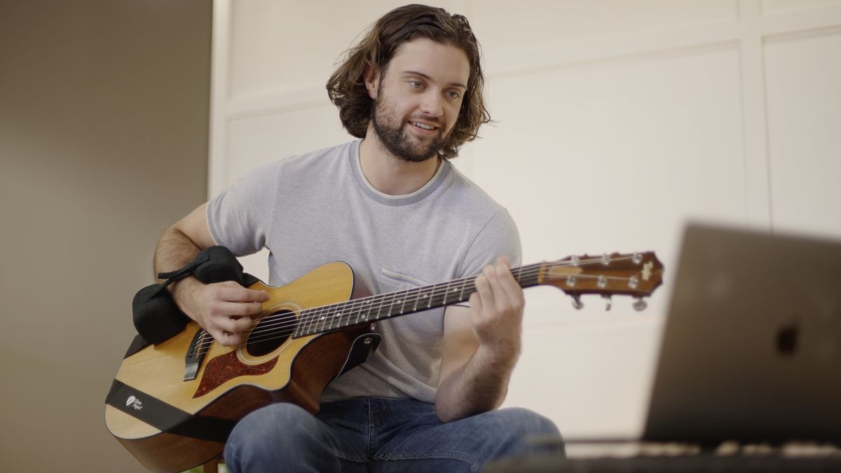 Strum Perfect guitar attachment