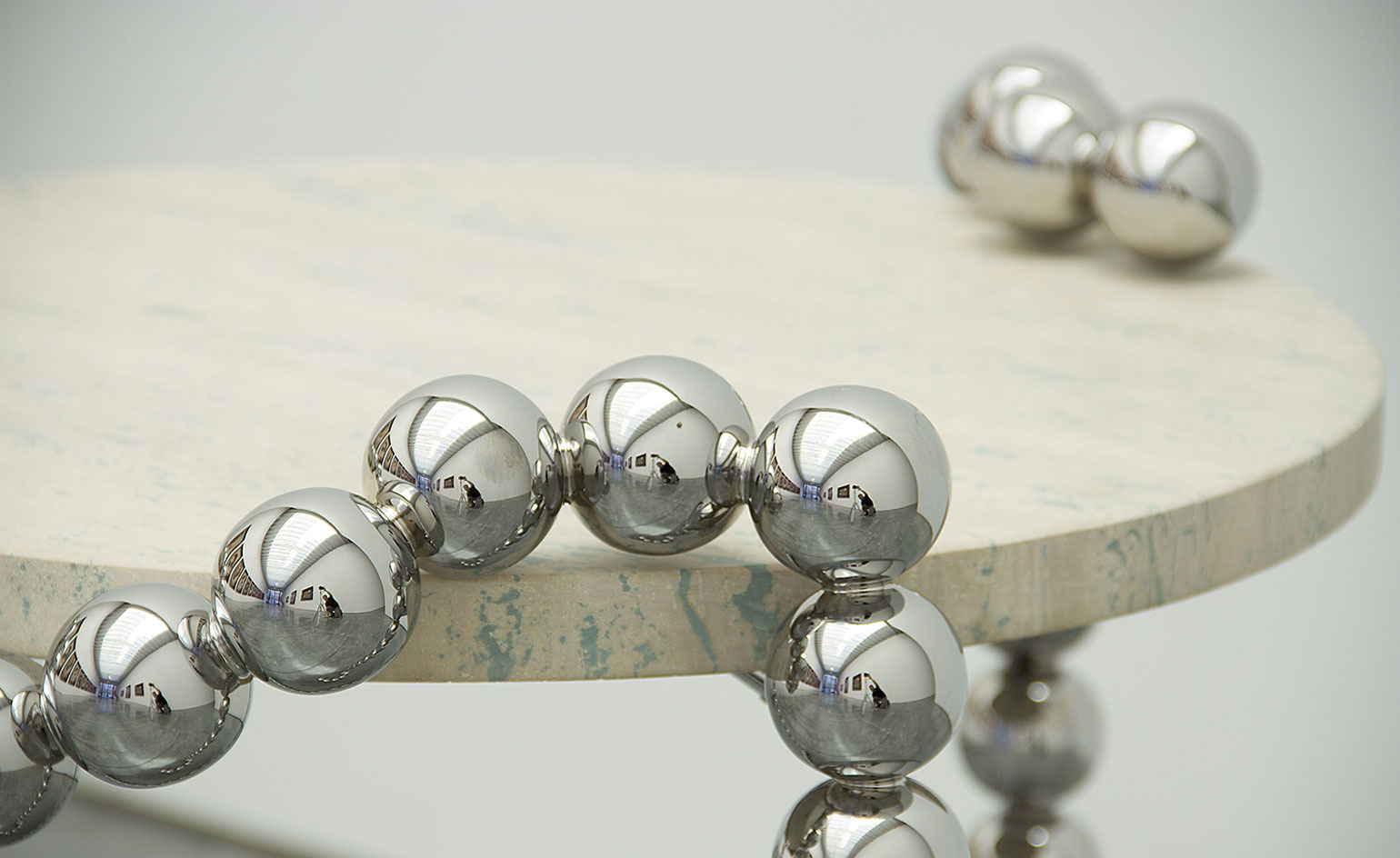Beading on Mattia Bonetti's new  table