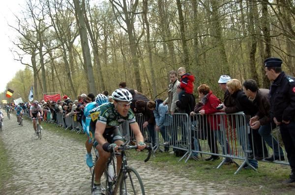 Lambouwkrediet were well acquainted with the pav&eacute; of Northern France.