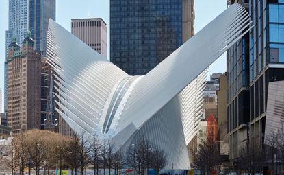 Santiago Calatrava’s dove-shaped Oculus in New York