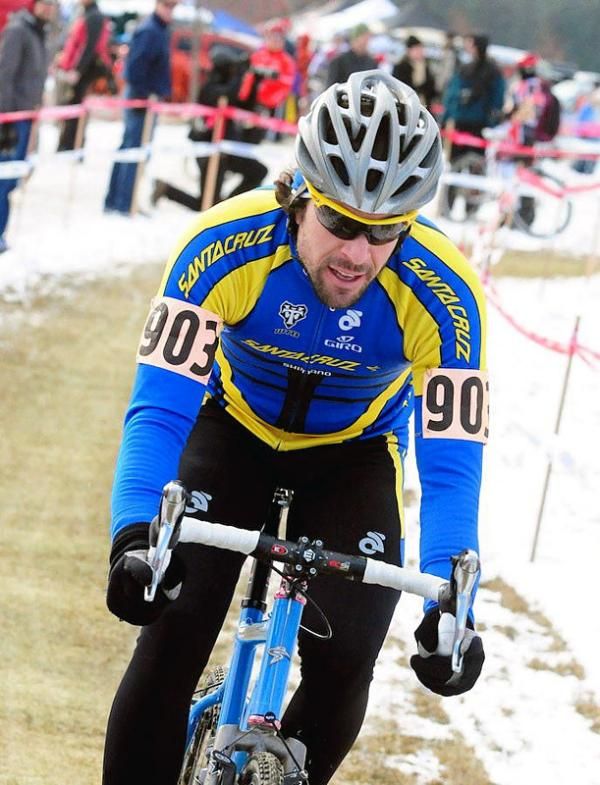 Former mountain biking star Chris Sheppard (Santa Cruz) in second place.