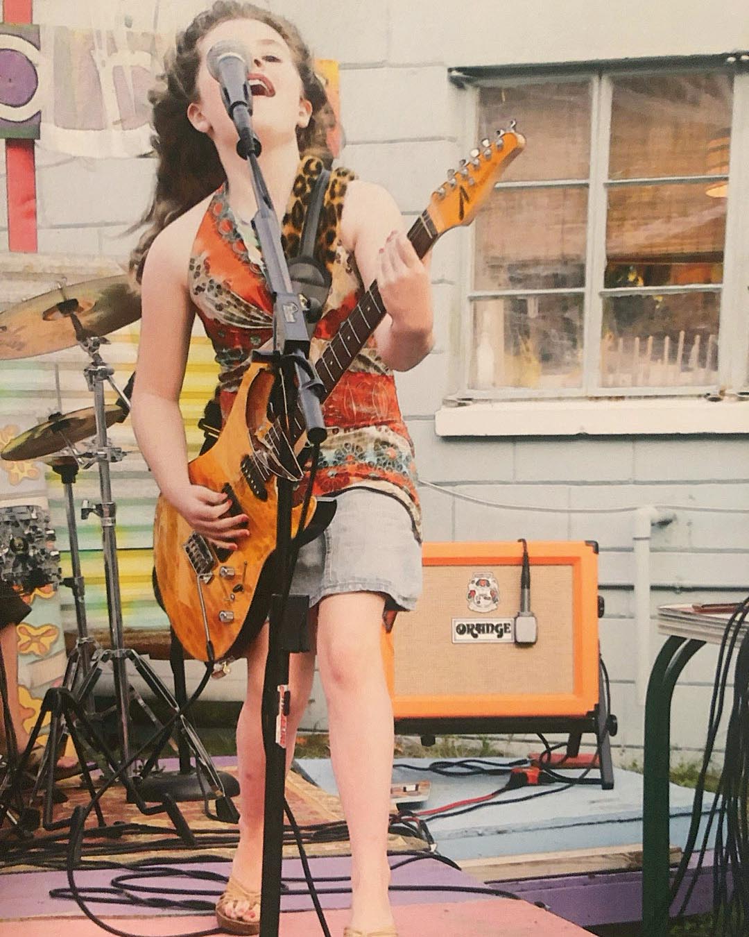 Rocking from an early age, Hannah was just nine years old when she got her first Anderson Drop Top Classic, a model she still leans on today.