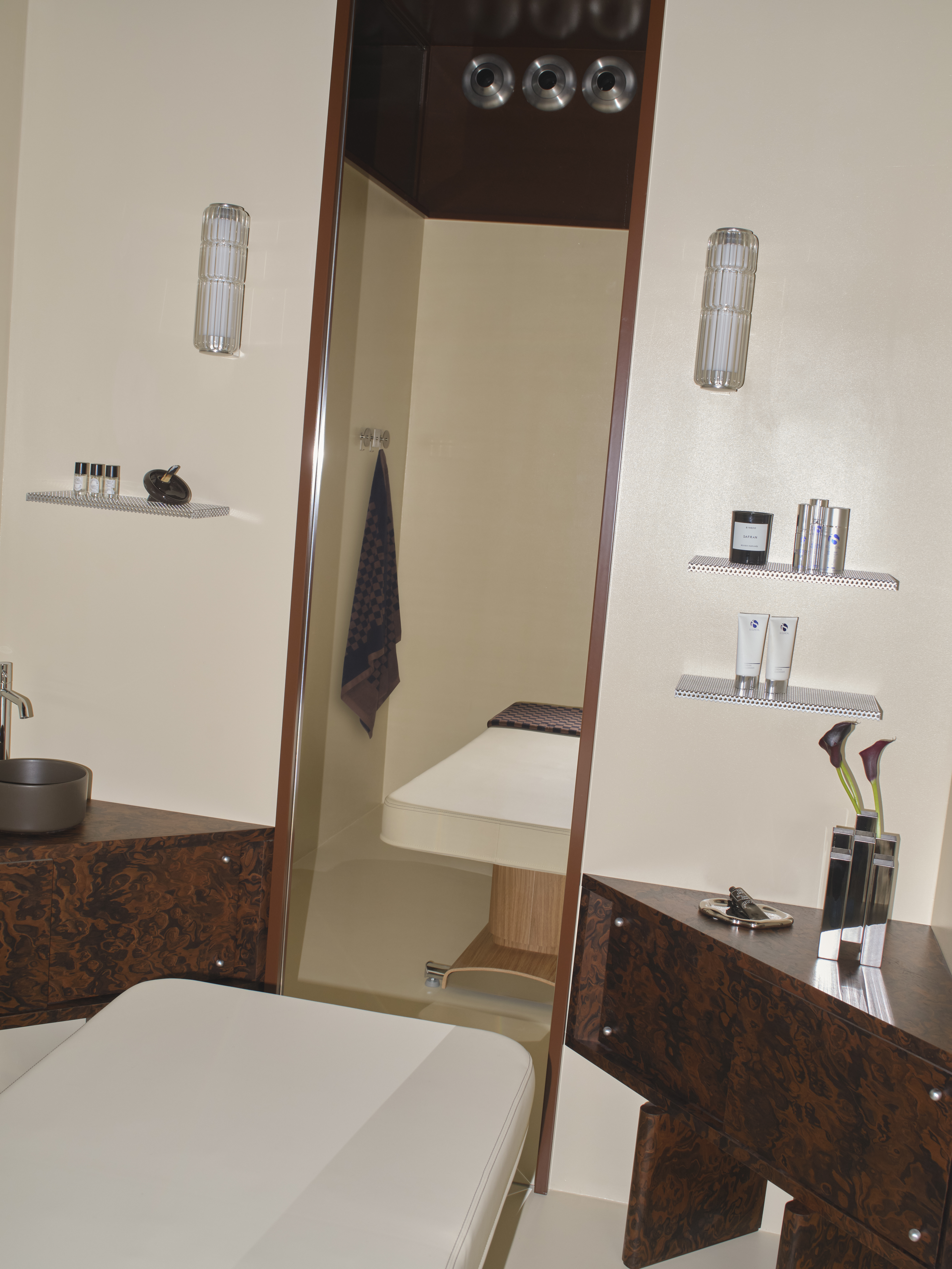 redduo redesign of estea beauty studio in milan