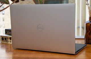 Dell XPS 15 Back