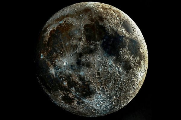 New image captures 'impossible' view of the moon's surface
