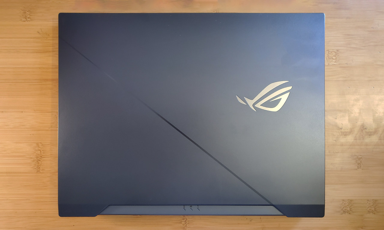 Asus ROG Zephyrus Duo 15 GX550