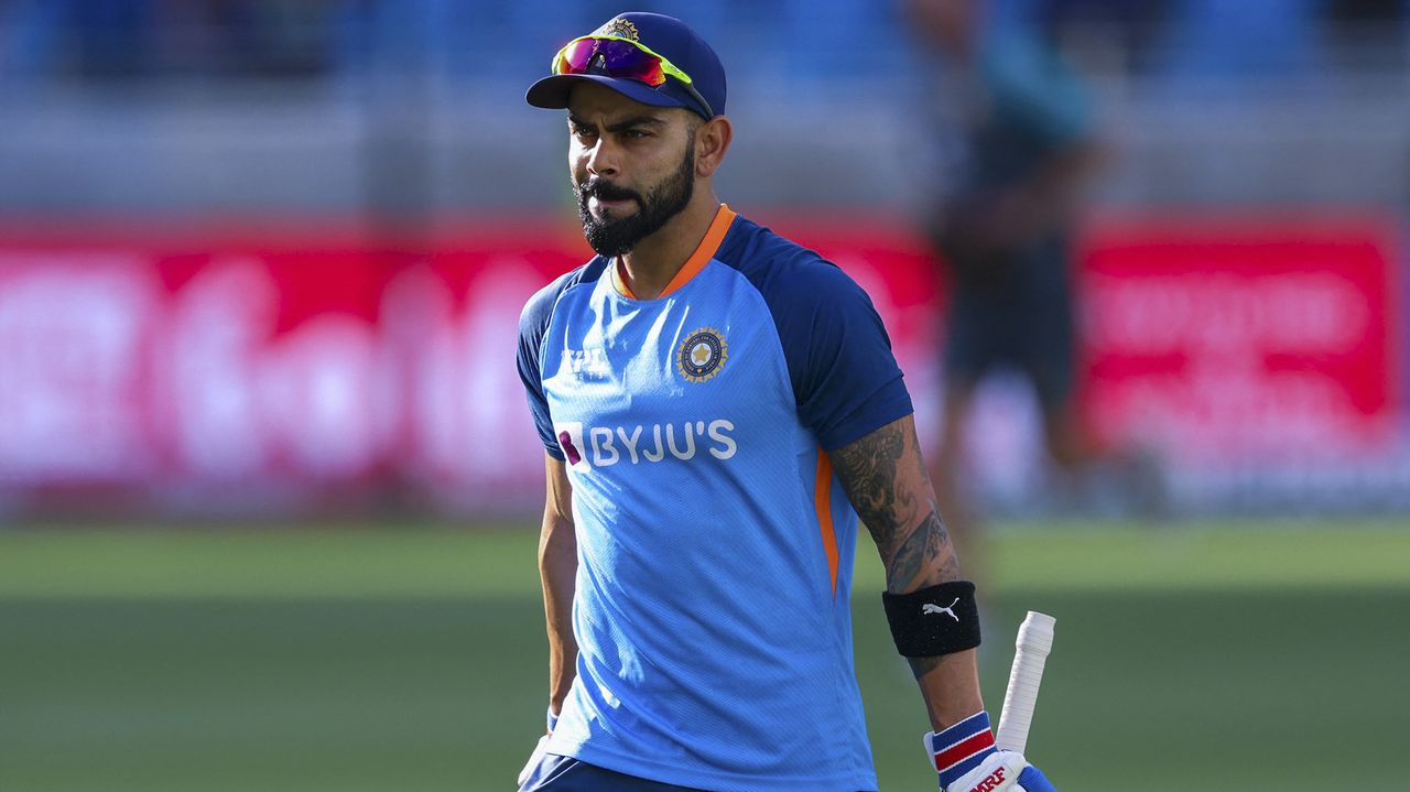 India&#039;s Virat Kohli arrives to warm up before the start of the Asia Cup Twenty20 international