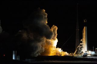 SpaceX Falcon 9 test-fire