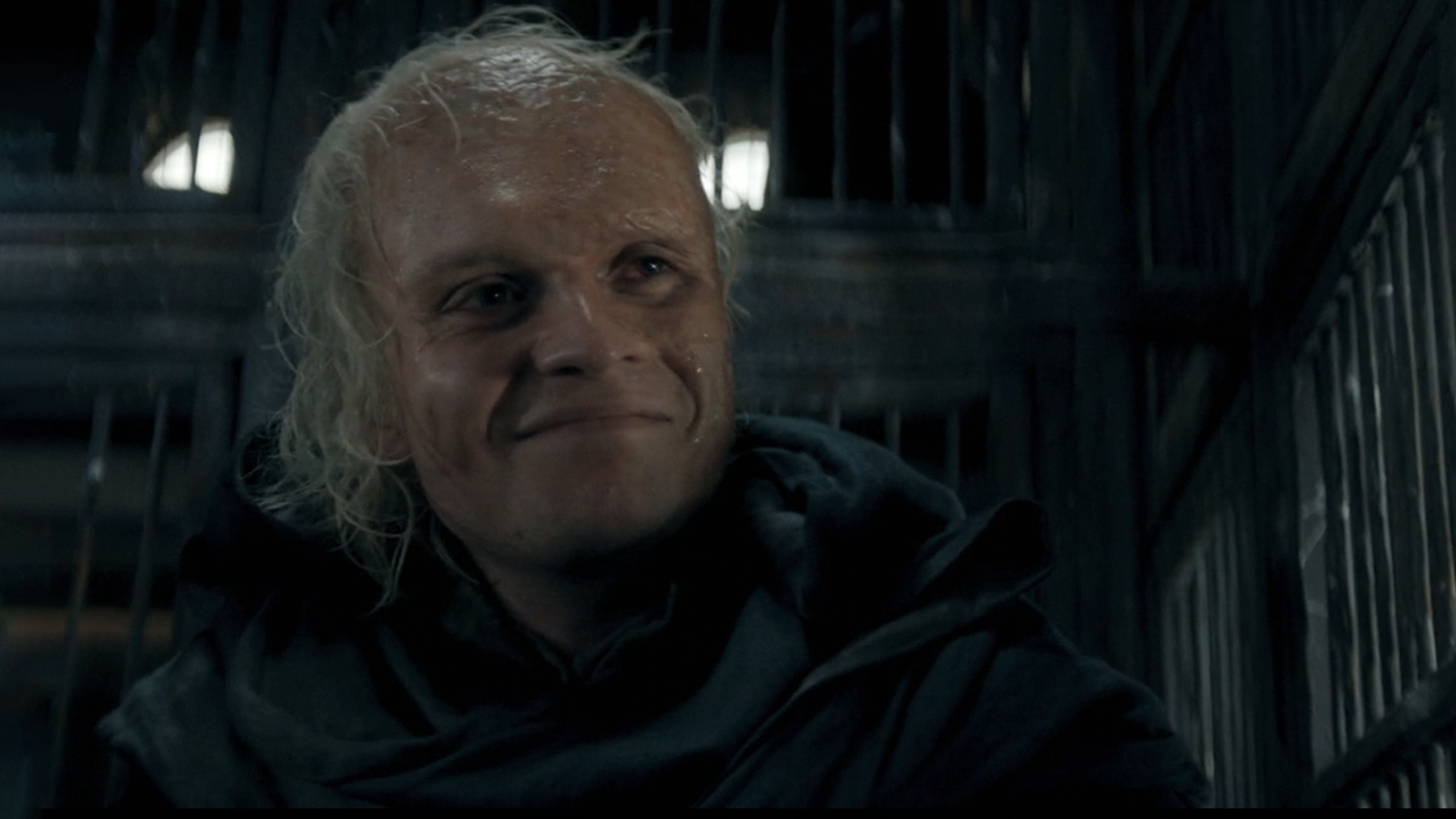 Aegon Targaryen (Glynn-Carney) rides in a wagon jail in House of the Dragon Season 3 episode 2.