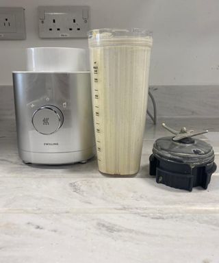 Zwilling personal blender with cup and blender lid detached from base