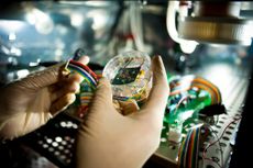 The impedance spectroscopy microchip &mdash; containing an array of microfabricated electrodes &mdash; which measures electrical characteristics of living cells.