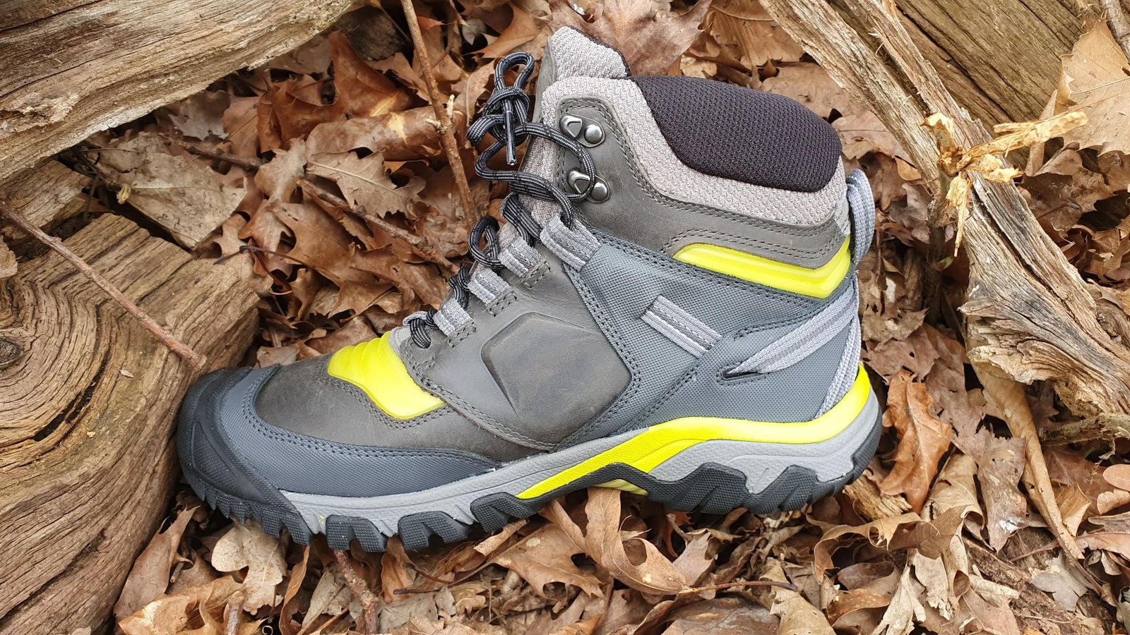 Best hiking boots 2022 sturdy boots to tackle any track or trail T3