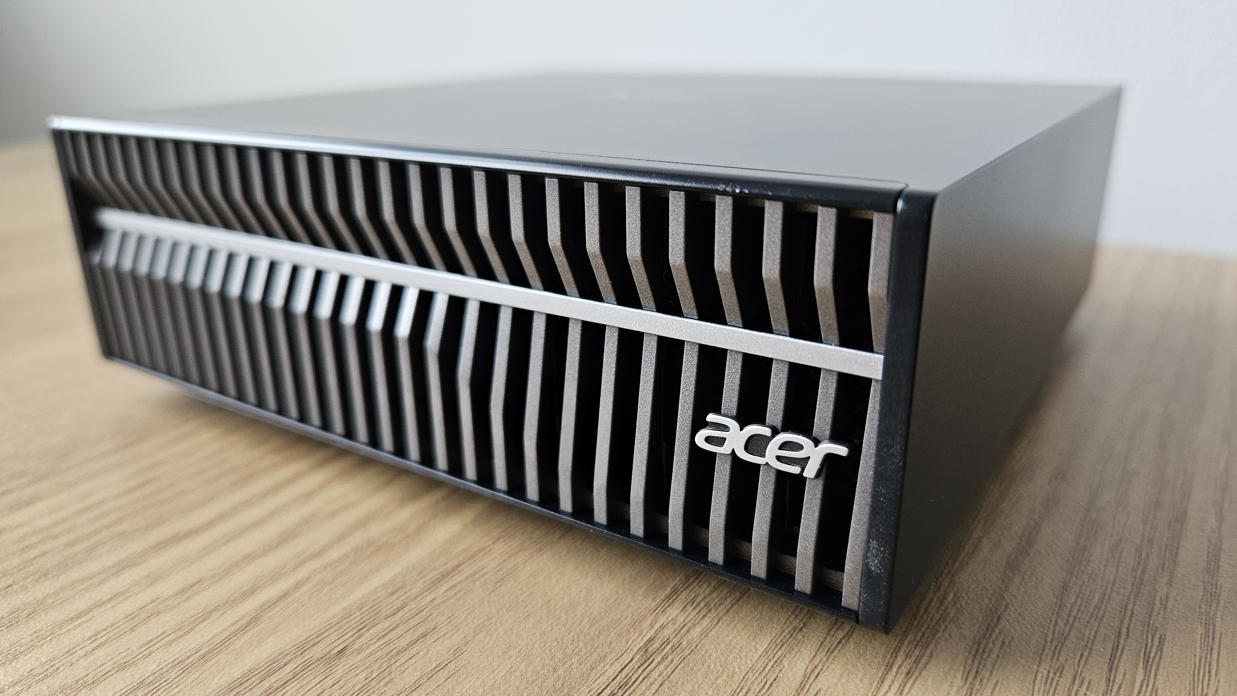 The Acer Veriton GN100 on a desk