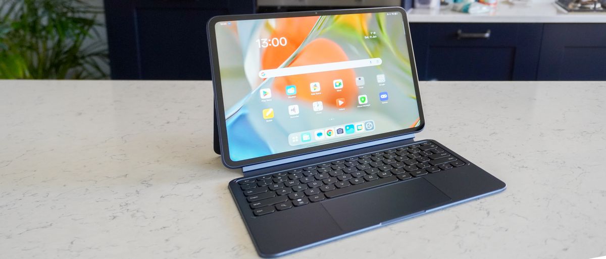 Oppo Pad 3 Pro with keyboard case showing