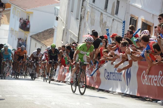 Daniel Moreno (Katusha) races away to another stage win and the overall lead