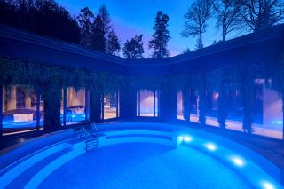 Outdoor Pool, Aqua Sana Spa, Longleat.