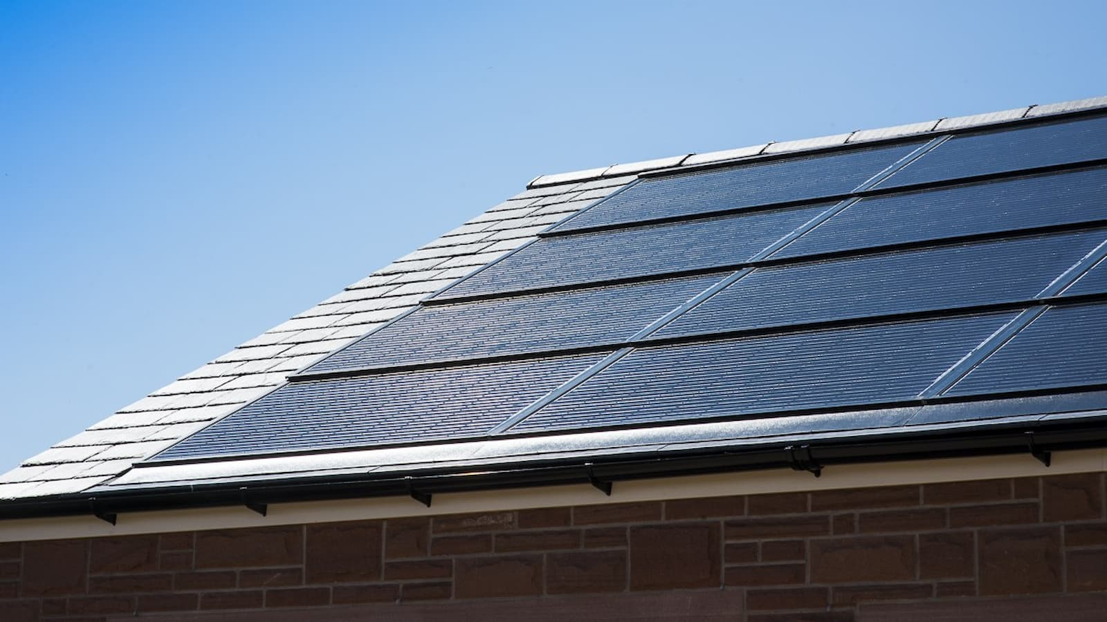 Fireplace-safe photo voltaic panel launches after rooftop blaze fears