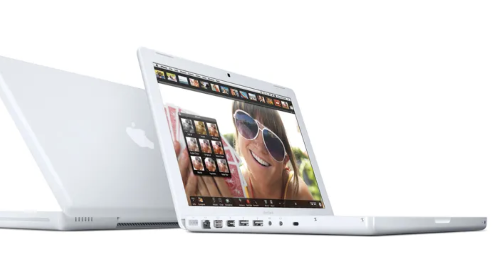 Apple's 2009 MacBook 2.13GHz on white background
