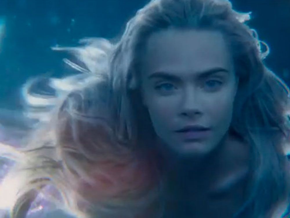 Cara Delevingne as mermaid in Pan