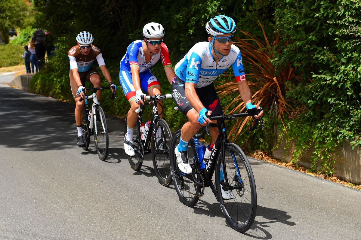 Guillaume Boivin, Miles Scotson and Geoffrey Bouchard in the breakaway