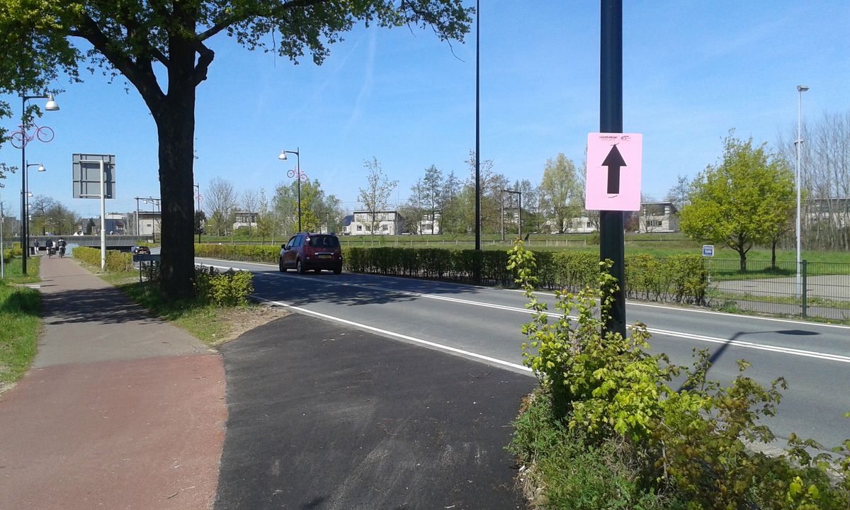 The course joins up with the main road