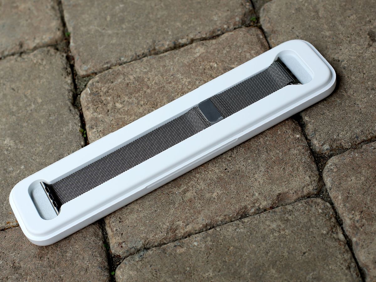 Apple Watch Sport band packaging