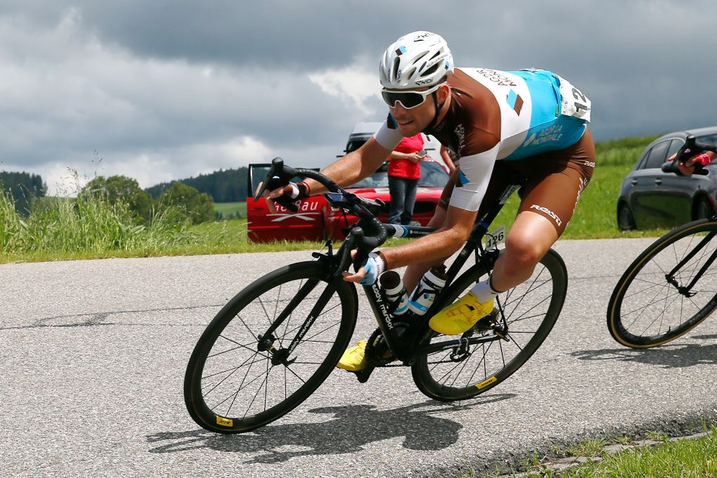 Pierre Latour on a descent during stage 2 at Tour de Suisse