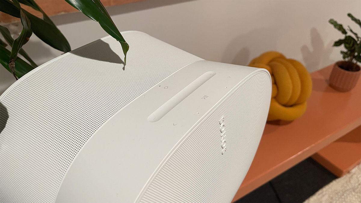 Wireless speaker: Sonos Era 300