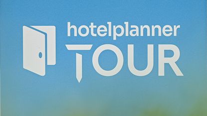The HotelPlanner Tour logo