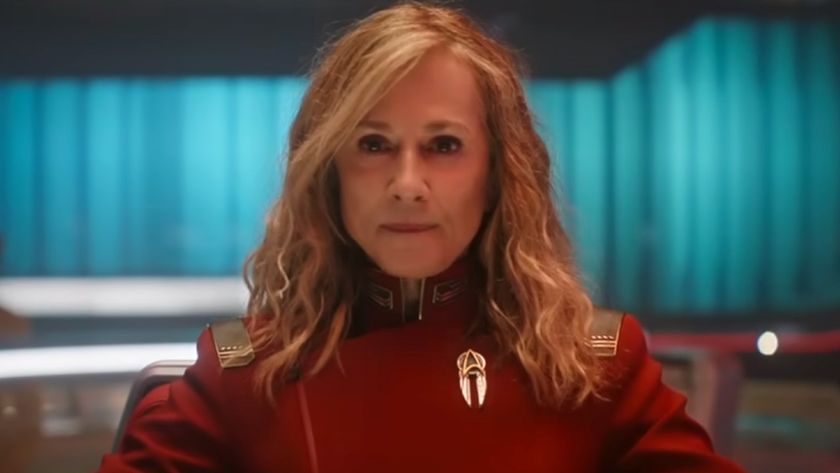 Holly Hunter&#039;s Captain Ake